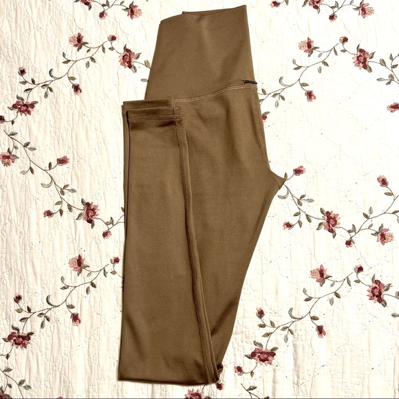 Mika Yoga Wear, Tan Legging, Size Small - Picture 1 of 4